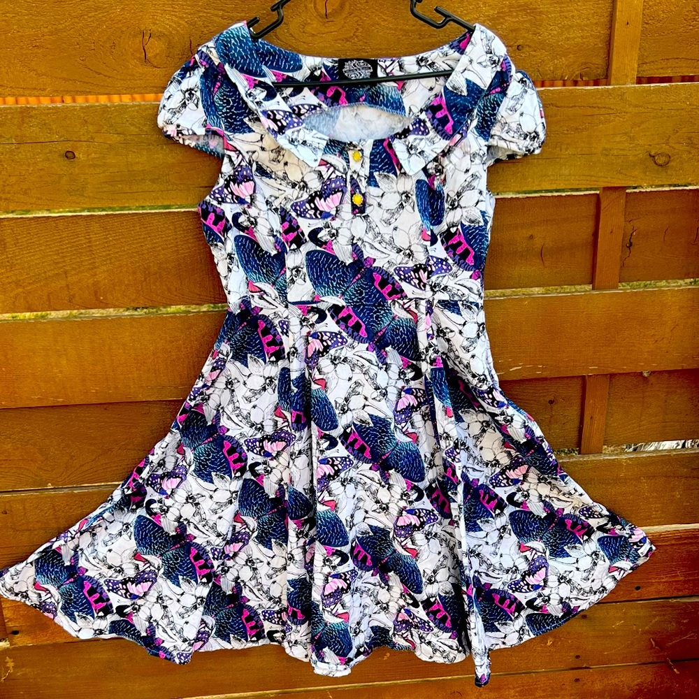 Rockabilly vintage pin up style plus size 18 dress with orchids and dragonfly’s